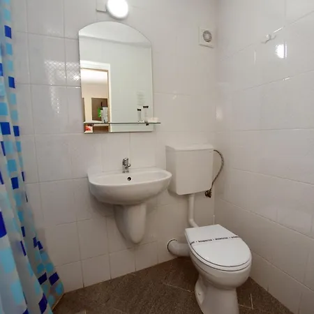 Victoria 3* ママイア