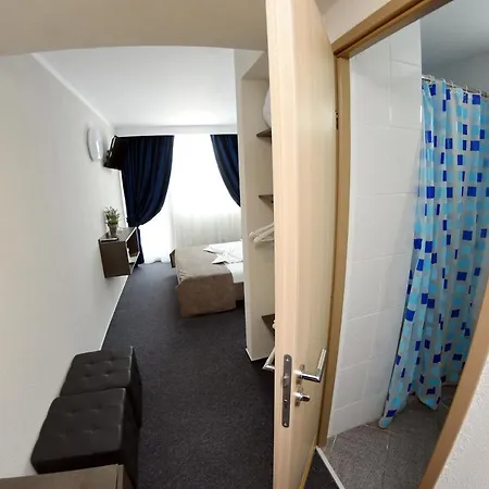 ホテル Victoria 3*