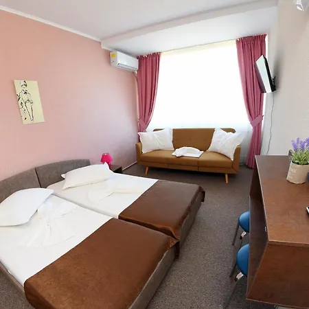 Victoria 3* ママイア