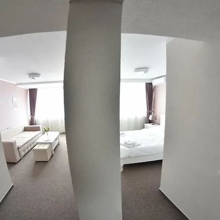 Victoria ホテル 3*