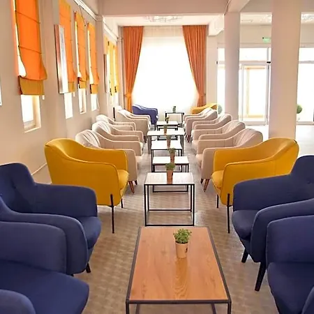 Victoria 3* Mamaia